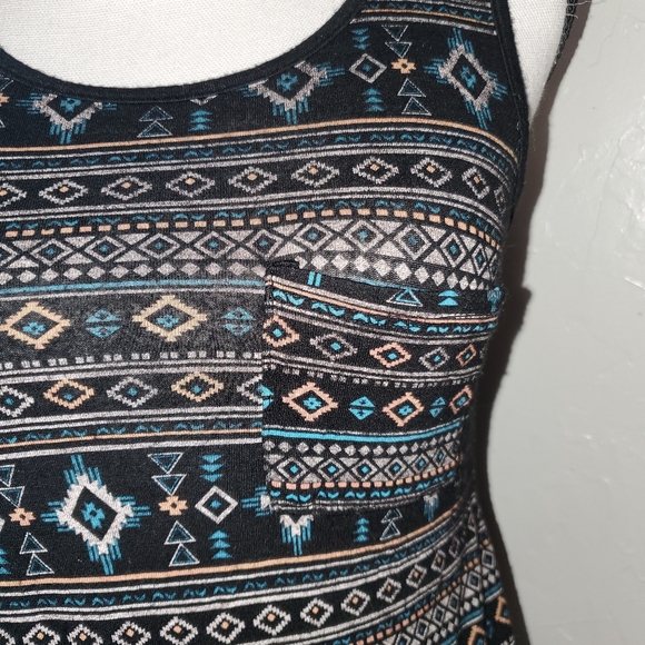 ***5/25*** Women's Full Tilt Tank - Picture 3 of 7